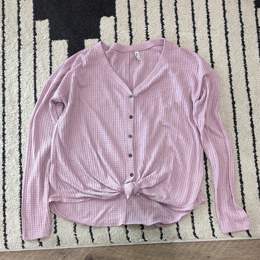Mudd Lavender Waffle-Knit Button Front Tie Long Sleeve Top